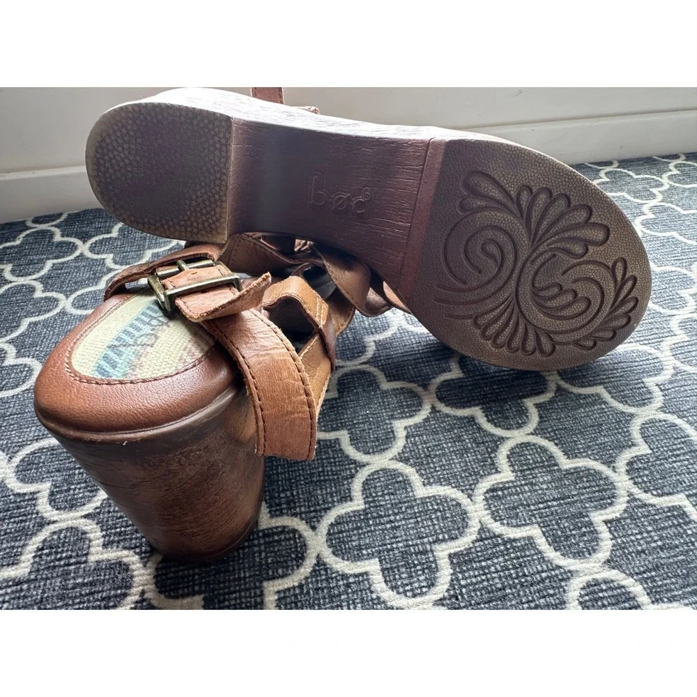 Born Leather Strappy Wedge Sandals Brown Platform Buckle Heels Womens 9M